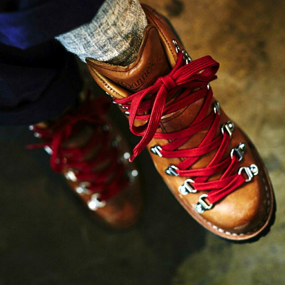 Danner Women's Mountain Light Cascade 8
Never Worn